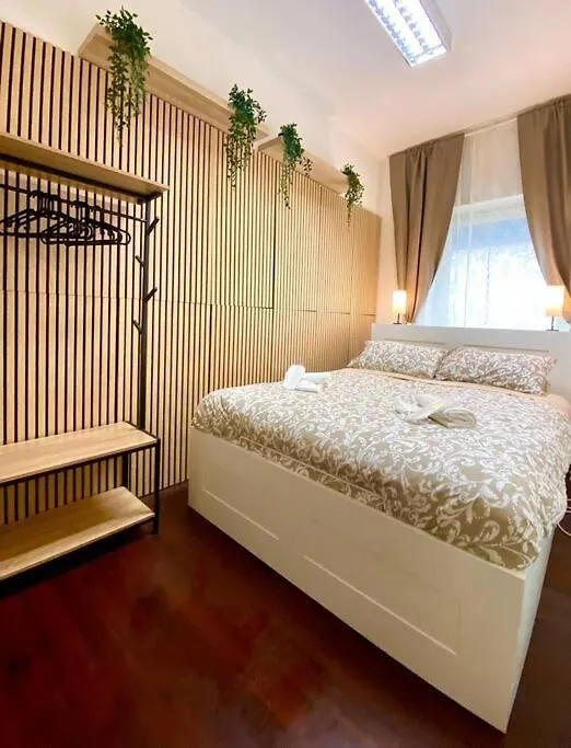 Dr House Luxury Apartment Roma Italia