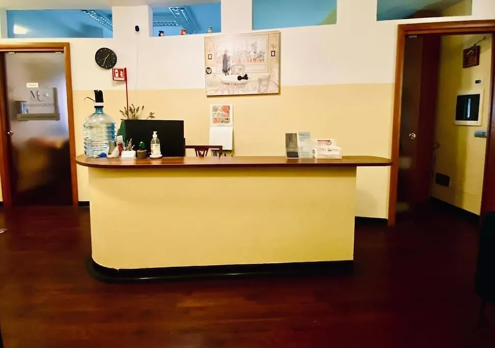 Dr House Luxury Apartment 로마 0*,  이탈리아