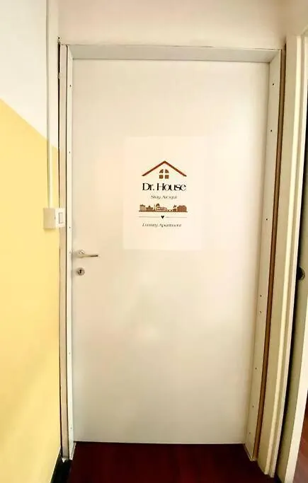 Dr House Luxury Apartment 로마