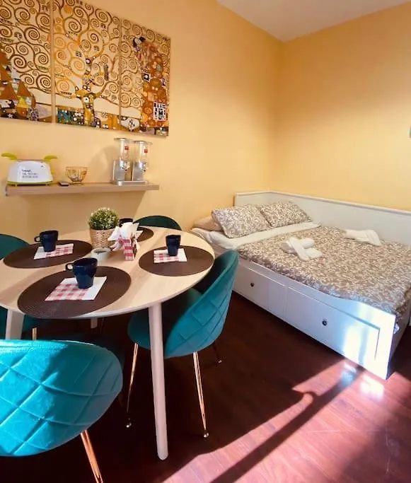 Dr House Luxury Apartment 로마